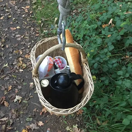 Domaine Des Vaulx - Locations De Insolites ベッド・アンド・ブレックファスト