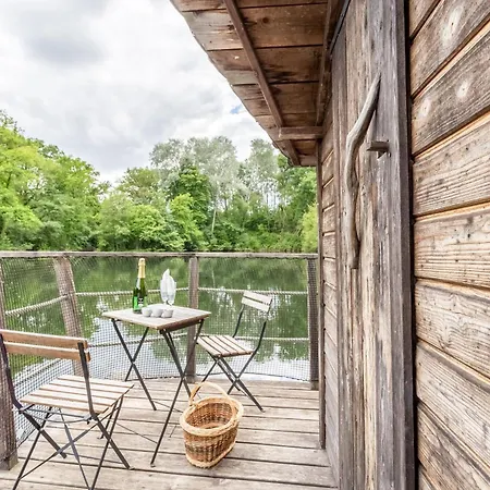 ベッド・アンド・ブレックファスト Domaine Des Vaulx - Locations De Insolites