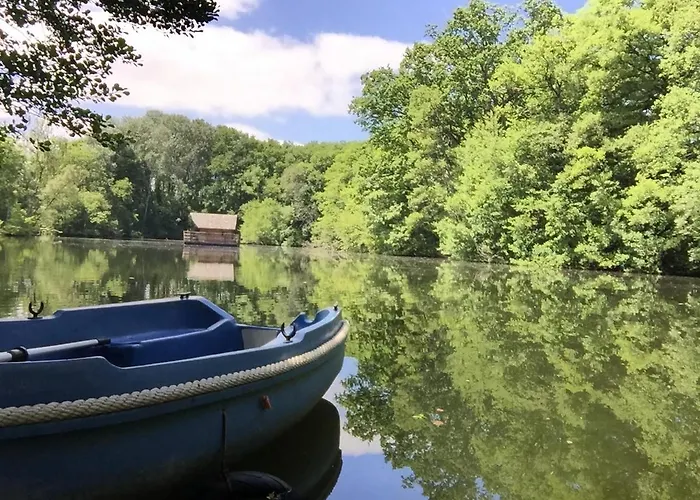 Domaine Des Vaulx - Locations De Insolites