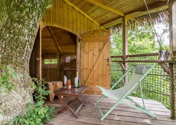 Domaine Des Vaulx - Locations De Insolites