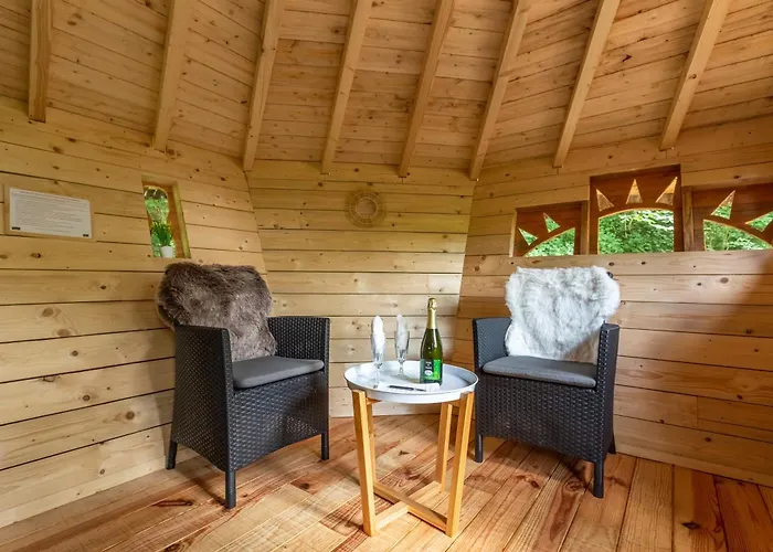 Domaine Des Vaulx - Locations De Insolites * La Baconniere