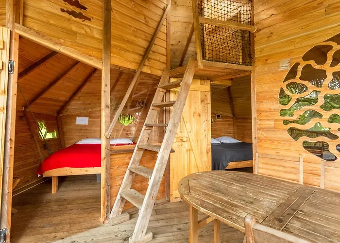 Domaine Des Vaulx - Locations De Insolites La Baconniere