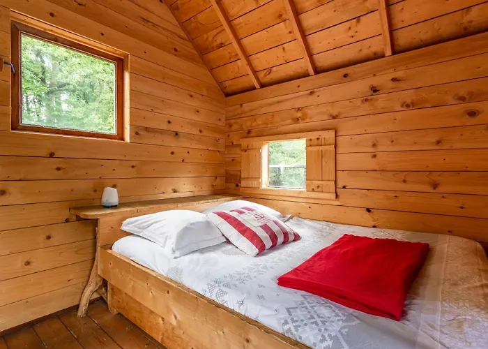 B&B Domaine Des Vaulx - Locations De Insolites