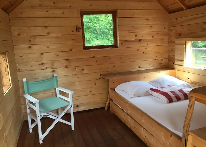 Domaine Des Vaulx - Locations De Insolites * La Baconniere