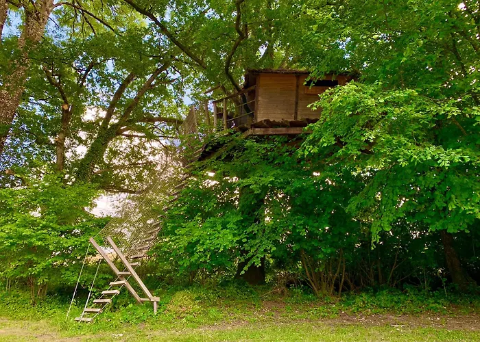 B&B Domaine Des Vaulx - Locations De Insolites