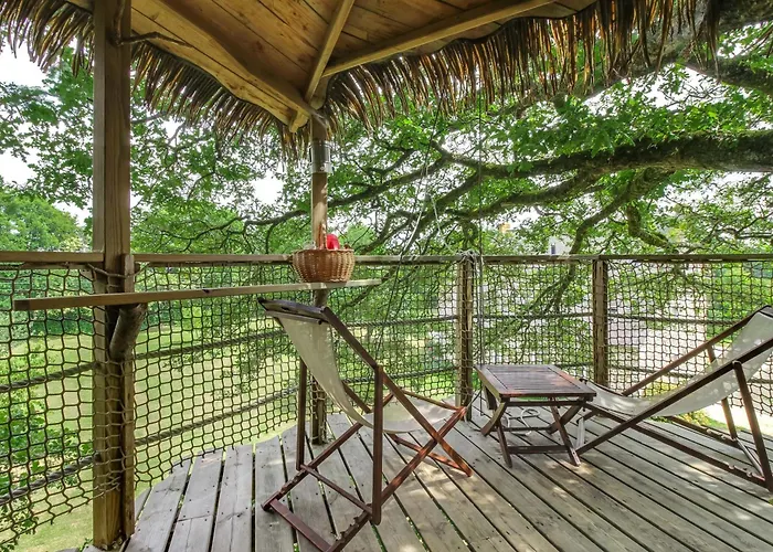 B&B Domaine Des Vaulx - Locations De Insolites